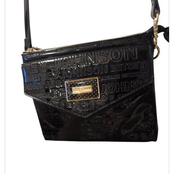 Betsey Johnson Designer Chic Black Patent Leather Retro Flap Crossbody Bag EUC - Picture 1 of 8